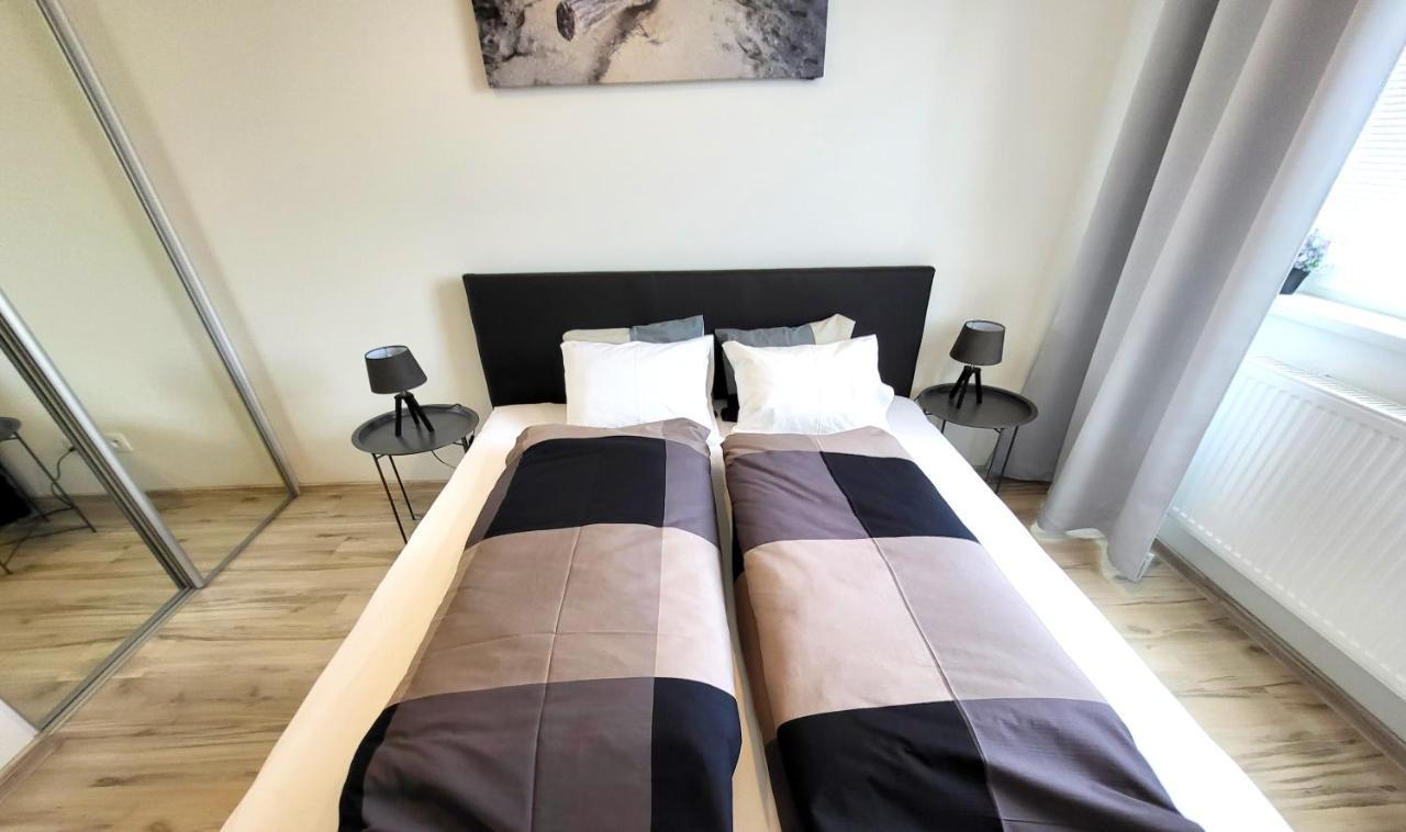 Apartamento Oskar Wilde Stará ľubovňa Exterior foto